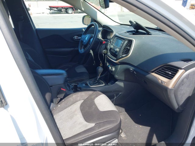 1C4PJLAB4EW104296 Jeep Cherokee