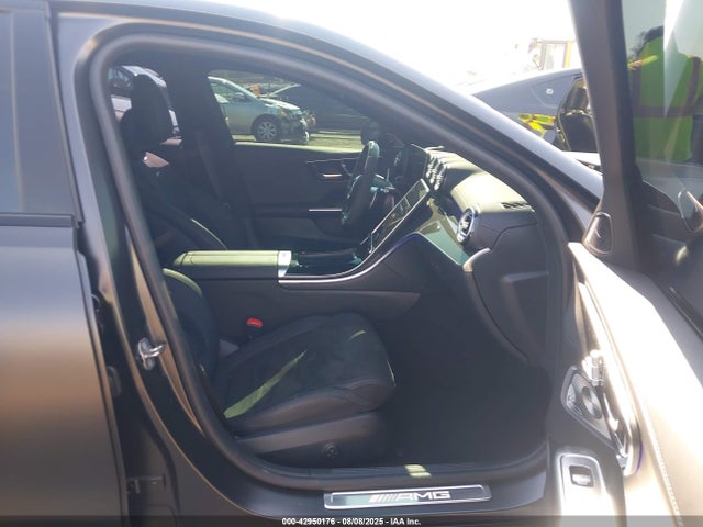 W1KAF8AB4SR255546 Mercedes-Benz m139