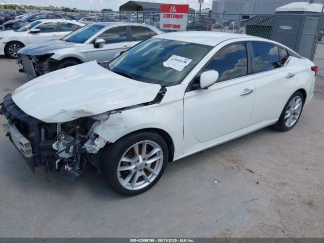 2019 NISSAN ALTIMA 1N4BL4BV6KC154591 Photo 1