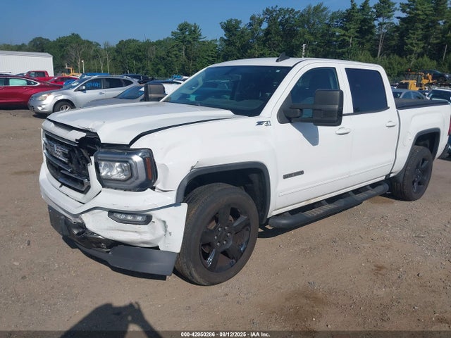 GMC l83 -spark ignited direct injection, variable valve timing, afm, e85 max, alum 2018 3GTU2MEC2JG343413 Image 2