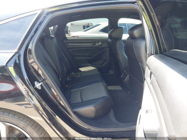 1HGCV1F3XNA046637 Honda l15be