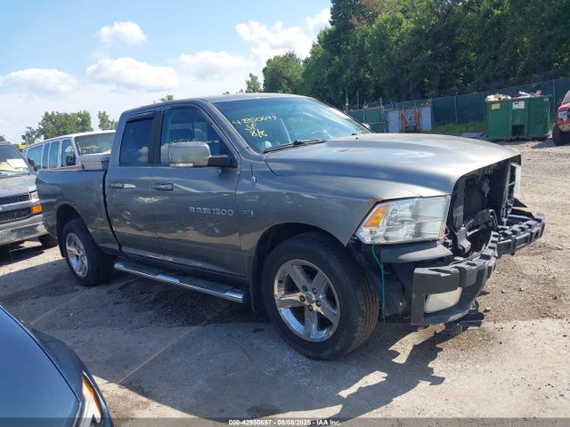 42950697 :رقم المزاد ، 1D7RV1GT3BS548540 vin ، 2011 Ram Ram 1500 Sport مزاد بيع