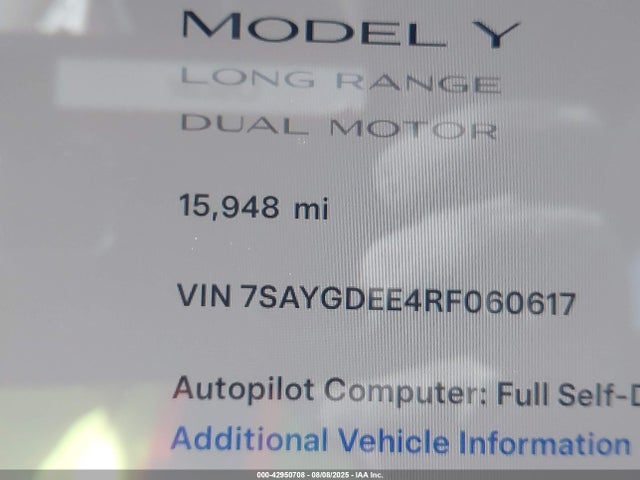 7SAYGDEE4RF060617 Tesla Model Y