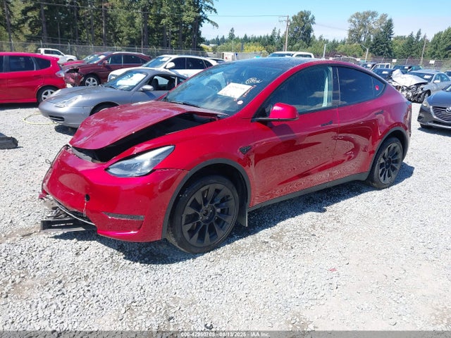 7SAYGDEE4RF060617 Tesla Model Y