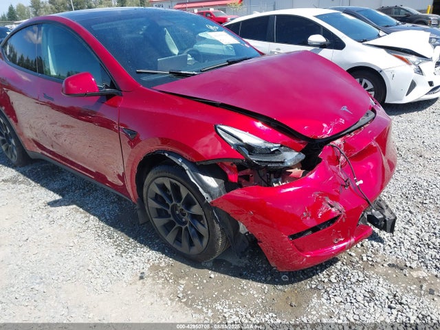 7SAYGDEE4RF060617 Tesla Model Y