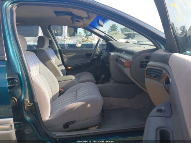 1994 CHRYSLER CONCORDE 2C3EL56T2RH240918 Photo 4