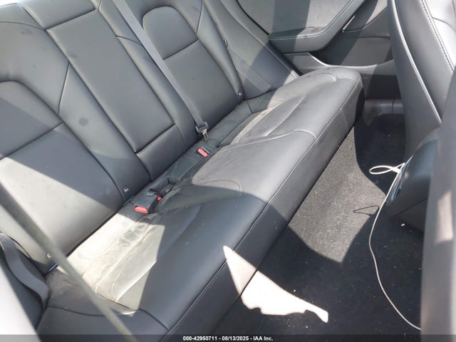 Продаж на аукціоні авто 2022 Tesla Model 3 Rear-wheel Drive, vin: 5YJ3E1EA2NF306051, номер лоту: 42950711