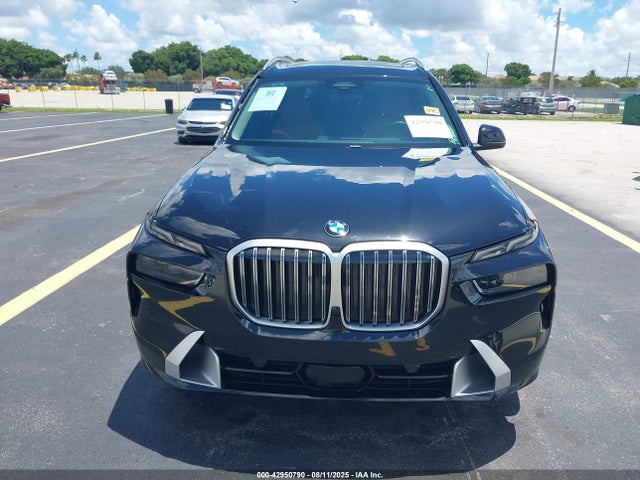 5UX23EM04P9R27689 BMW X7
