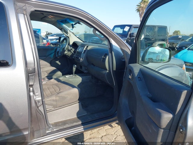 1N6BD0CT8HN725067 Nissan 2017