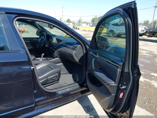 5UXXW3C58G0R19453 BMW X4
