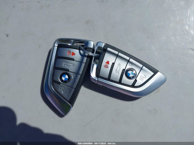 2019 BMW X4 5UXUJ5C56KLA93404 Photo 10