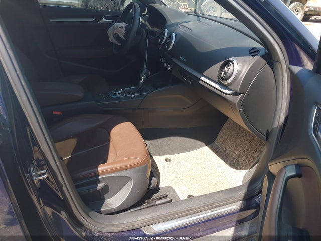 2017 AUDI A3 WAUAUGFF1H1066282 Photo 4