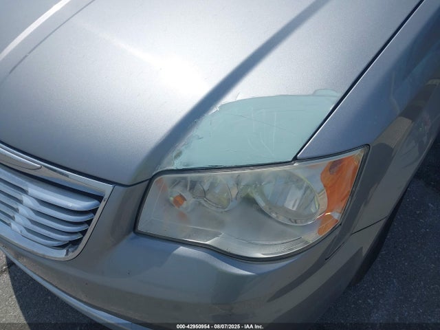 Chrysler Town and Country 2016 2C4RC1BGXGR157243 Image 6