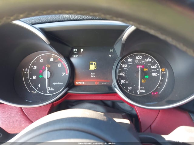 Alfa Romeo 2017 2017 ZARFAEBNXH7532474 Image 7