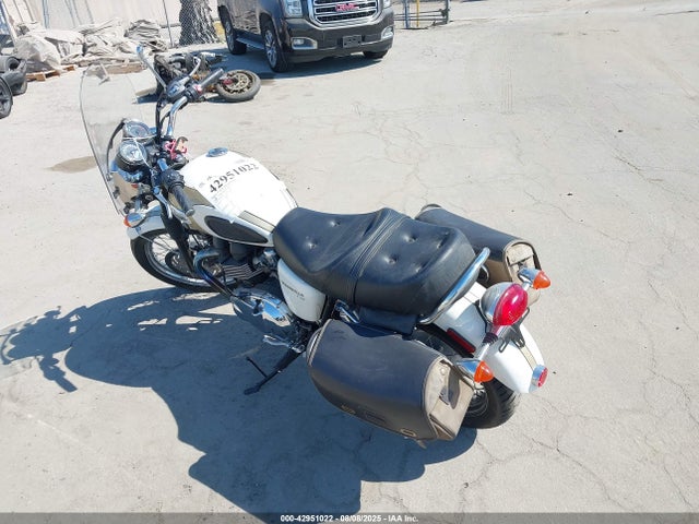 SMT910K17GT728838 Triumph Motorcycle 2016