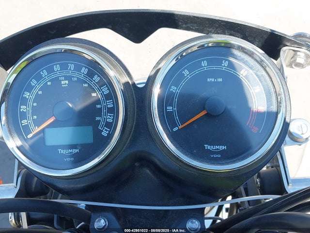 SMT910K17GT728838 Triumph Motorcycle 2016