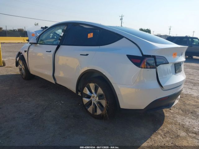 2022 TESLA MODEL Y 7SAYGDEE8NF357349 Photo 2