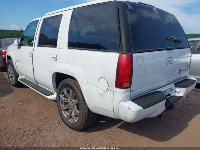 1999 CADILLAC ESCALADE 1GYEK13R5XR409997 Photo 2