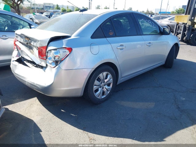 1G1PA5SG8F7103372 Chevrolet lwe