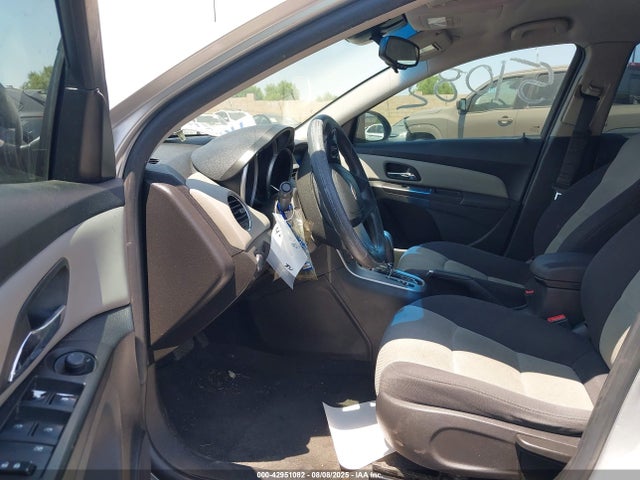 1G1PA5SG8F7103372 Chevrolet lwe