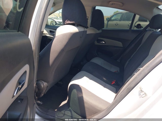 1G1PA5SG8F7103372 Chevrolet lwe