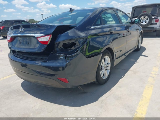 Hyundai gamma 2014 5NPEB4AC2EH874294 Image 4