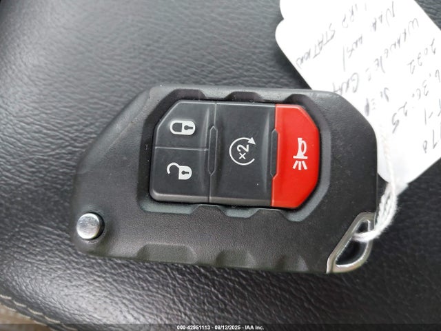 1C4JJXP6XNW186817 Jeep 2022