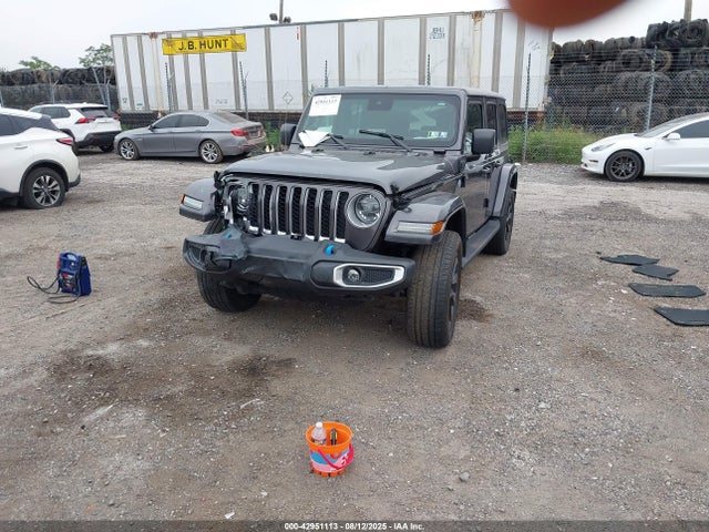 1C4JJXP6XNW186817 Jeep 2022