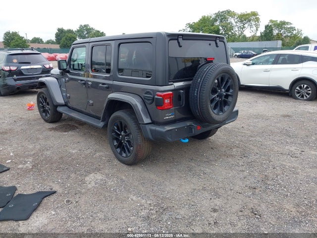 1C4JJXP6XNW186817 Jeep 2022