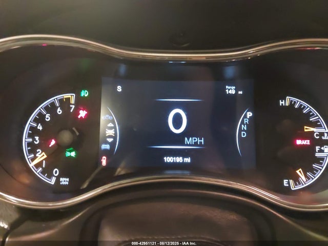 42951121 :رقم المزاد ، 1C4RJFBG5KC772996 vin ، 2019 Jeep Grand Cherokee Limited 4x4 مزاد بيع