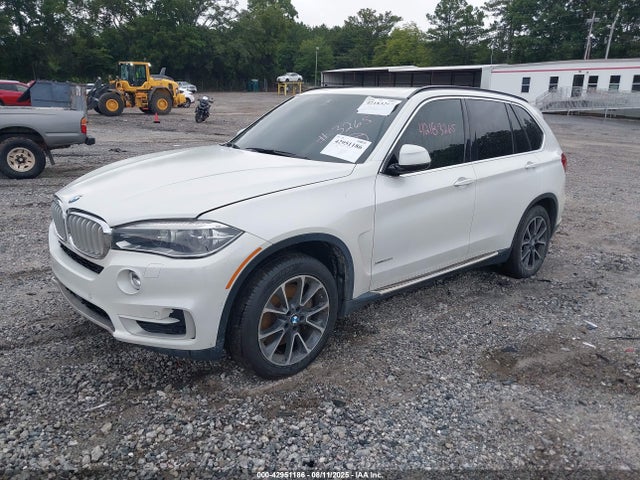 BMW X5 2014 5UXKR6C53E0J72182 Image 2