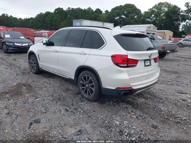 BMW X5 2014 5UXKR6C53E0J72182 Image 3