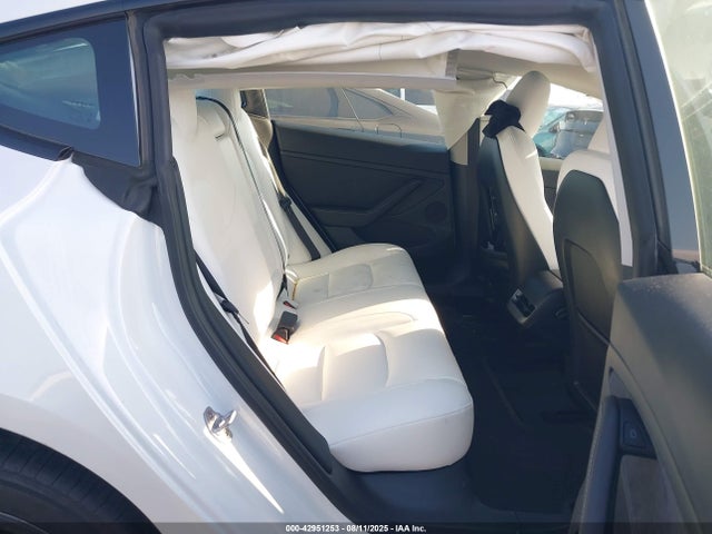 Продажа на аукционе авто 2023 Tesla Model 3 Rear-wheel Drive, vin: 5YJ3E1EA6PF655944, номер лота: 42951253