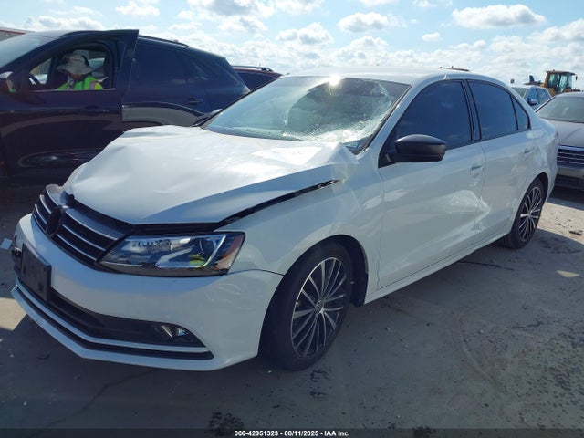 3VWD17AJ3HM283272 Volkswagen 1.8 tsi