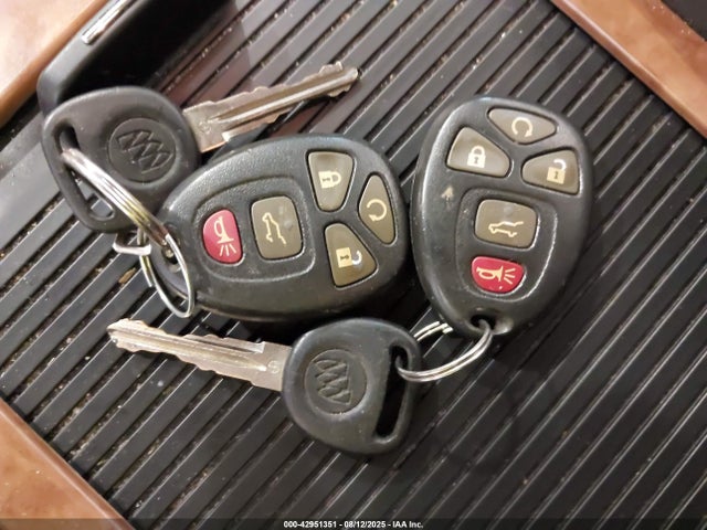 42951351 :رقم المزاد ، 5GAKRBEDXBJ319619 vin ، 2011 Buick Enclave 1xl مزاد بيع