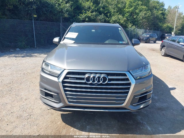 WA1LAAF72HD026215 Audi 2017