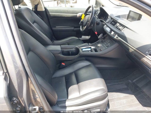 JTHKD5BH5G2261800 Lexus 2zr-fxe+3jm