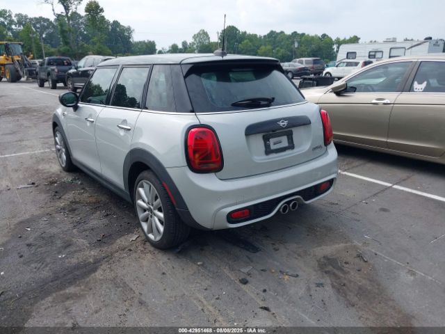 2021 MINI HARDTOP WMWXU9C00M2N78772 Photo 2