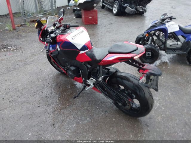 2024 HONDA CBR1000 JH2SC775XRK700188 Photo 2