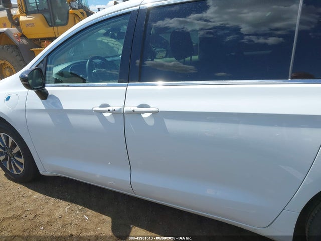 Chrysler 2024 2024 2C4RC1S70RR177973 Image 15