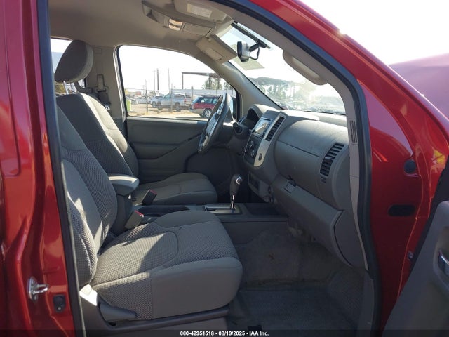 1N6AD0ER4HN739335 Nissan 2017