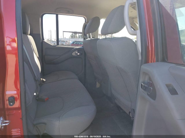 1N6AD0ER4HN739335 Nissan 2017