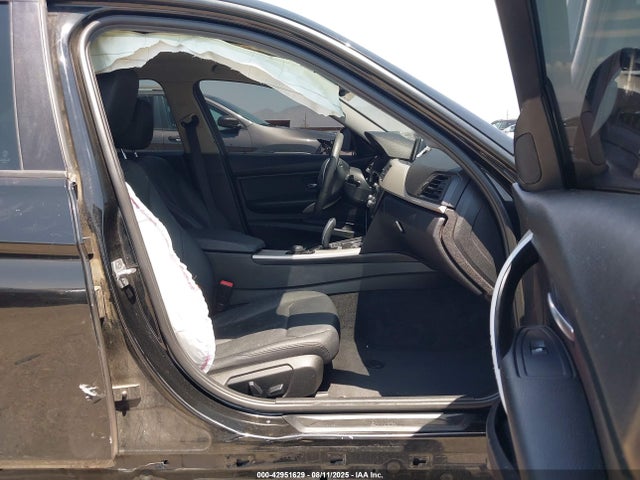 BMW 320i 2015 WBA3C3G59FNS74250 Image 5