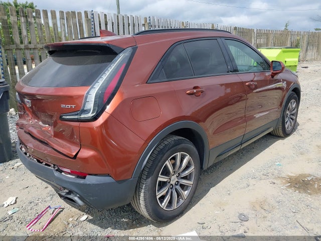 2019 CADILLAC XT4 1GYFZFR4XKF127082 Photo 3