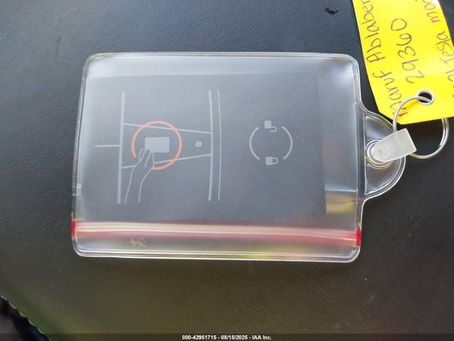 2021 TESLA MODEL Y 5YJYGDEE9MF185862 Photo 10