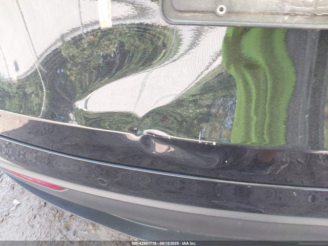 5YJYGDEE9MF185862 Tesla Model Y