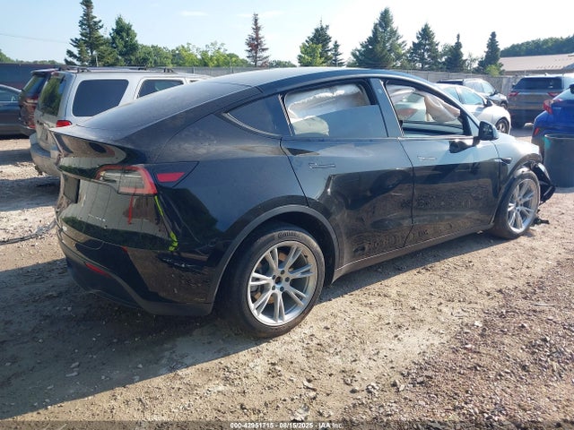 2021 TESLA MODEL Y 5YJYGDEE9MF185862 Photo 3