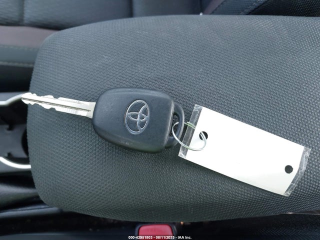 5YFBURHE9KP941473 Toyota COROLLA LE