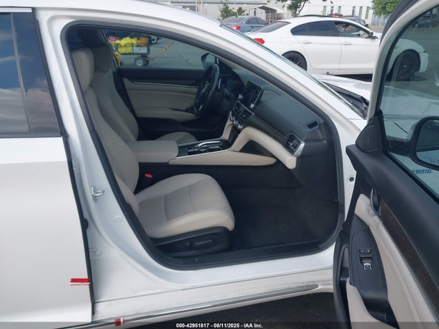 1HGCV3F92MA015543 Honda lfb2
