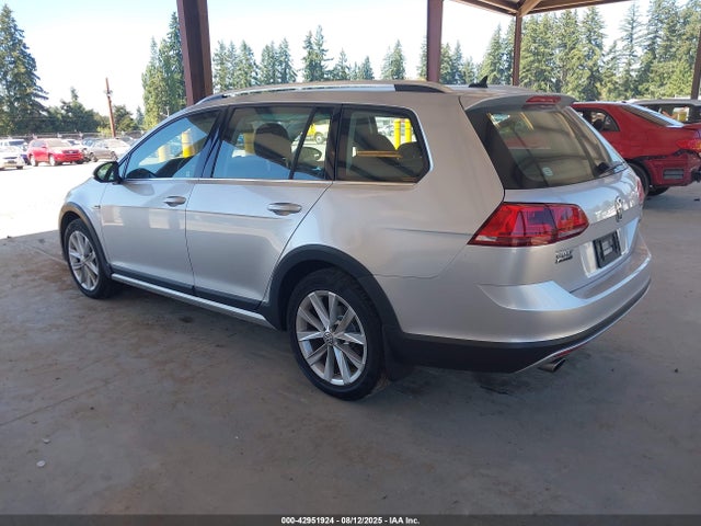 3VWH17AU2HM526887 Volkswagen 1.8 tsi